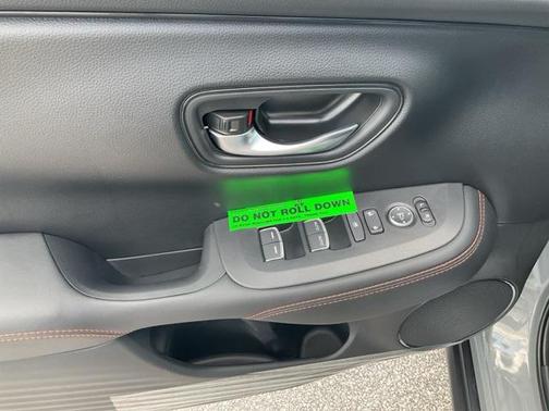 2025 Honda HR-V 2WD Sport