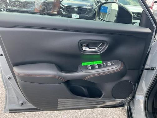 2025 Honda HR-V 2WD Sport