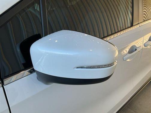 Platinum White Pearl 2026 Honda Odyssey EX-L