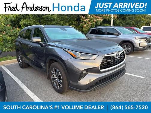 2024 Toyota Highlander XLE
