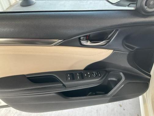 2019 Honda Civic EX-L w/Navi