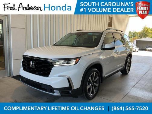 2025 Honda Pilot Touring 8-Passenger
