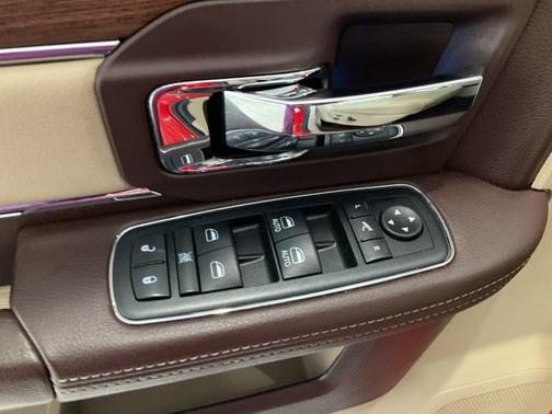 2016 RAM 1500 Laramie