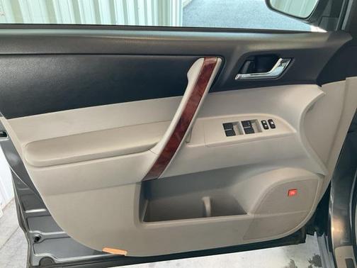 2012 Toyota Highlander Limited