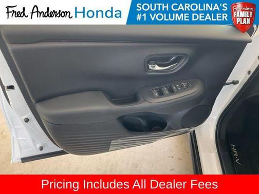 Platinum White Pearl 2026 Honda HR-V LX
