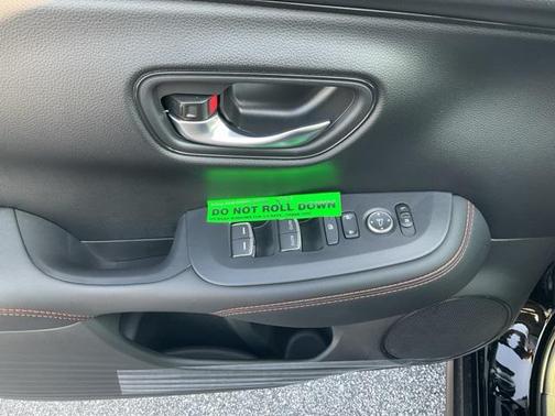 2025 Honda HR-V AWD Sport