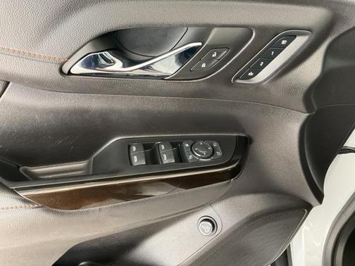 2023 GMC Acadia AWD AT4