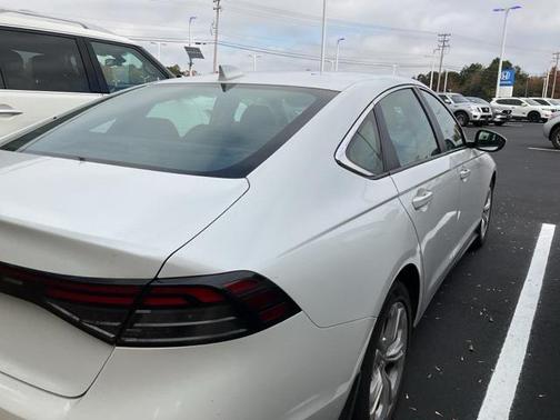 2024 Honda Accord LX 1.5T