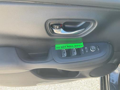 Modern Steel Metallic 2026 Honda HR-V EX-L