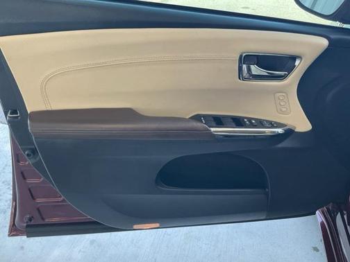 2018 Toyota Avalon Hybrid XLE Premium