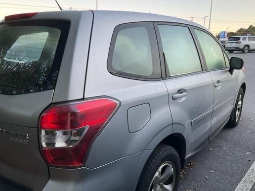 2014 Subaru Forester 2.5i