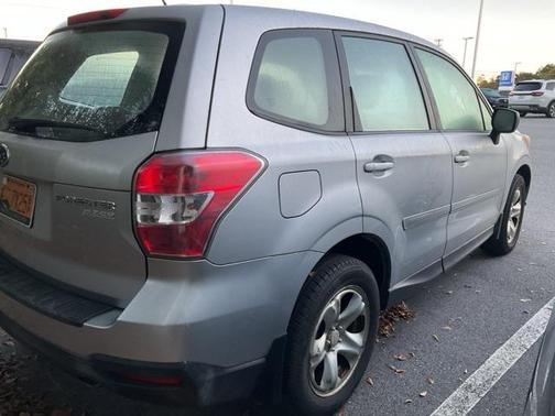 2014 Subaru Forester 2.5i