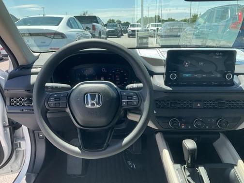 2025 Honda Accord LX 1.5T