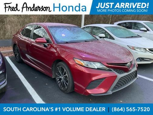 2018 Toyota Camry SE