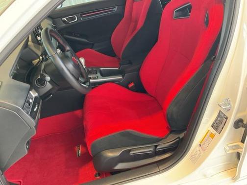 2025 Honda Civic Type R Base
