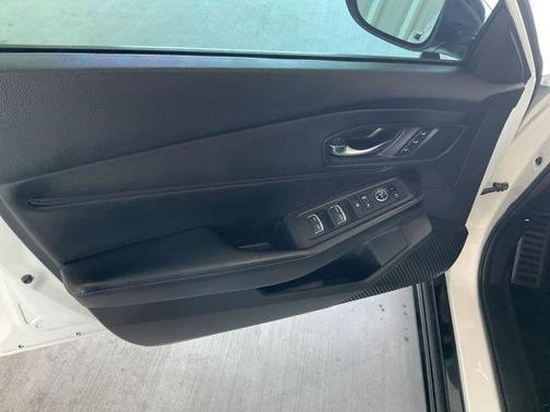 Platinum White Pearl 2024 Honda Accord Hybrid Sport-L