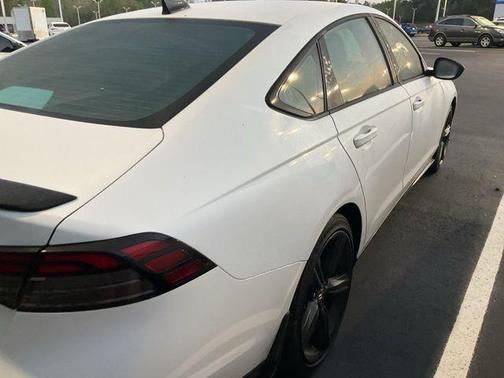 Platinum White Pearl 2024 Honda Accord Hybrid Sport-L