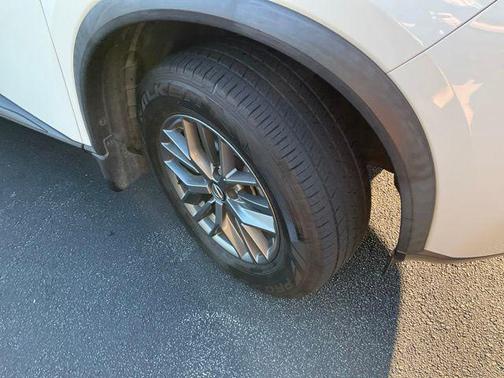 Glacier White 2021 Nissan Rogue S