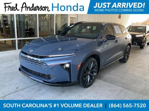 2025 Toyota Crown Signia Limited