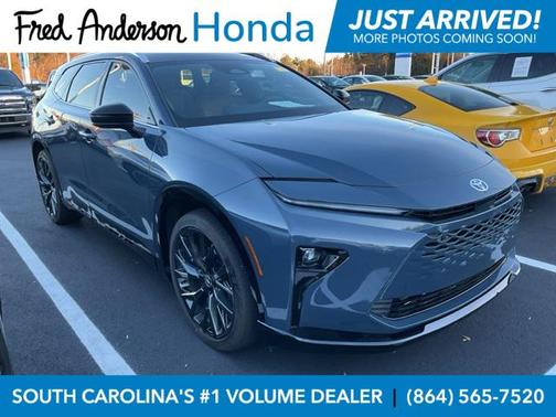 2025 Toyota Crown Signia Limited