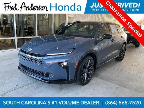 2025 Toyota Crown Signia Limited