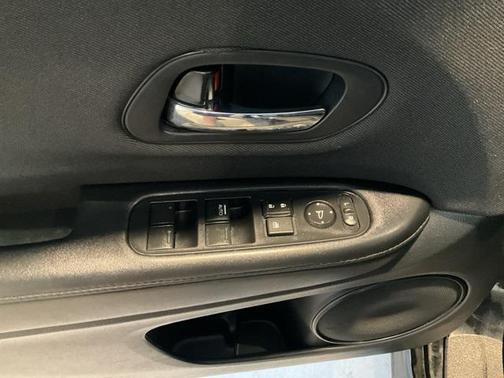 2022 Honda HR-V 2WD Sport