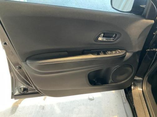 2022 Honda HR-V 2WD Sport