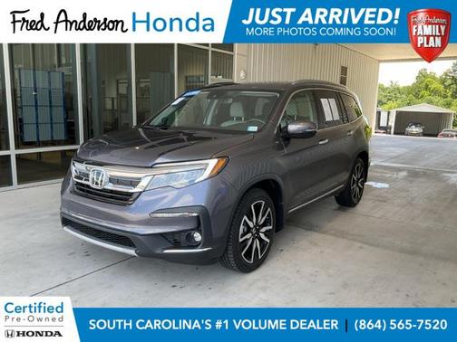 2022 Honda Pilot Touring 8-Passenger