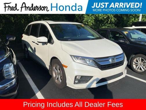 White Diamond Pearl 2018 Honda Odyssey EX-L