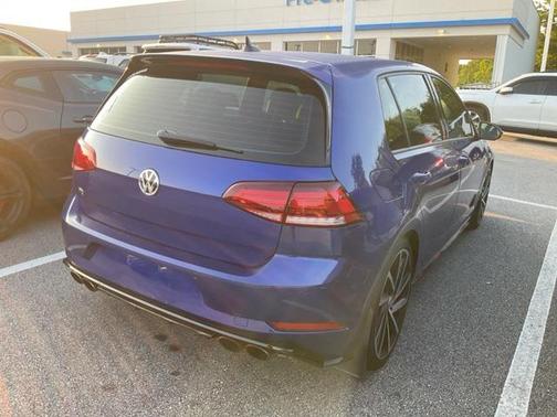 2018 Volkswagen Golf R 2.0T DSG