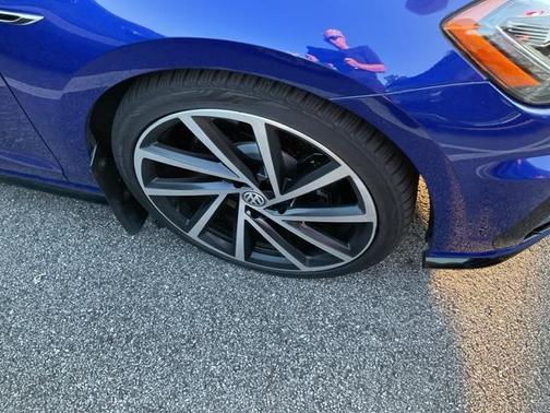 2018 Volkswagen Golf R 2.0T DSG