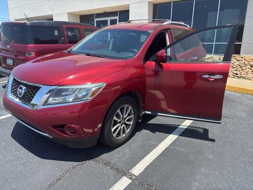 2014 Nissan Pathfinder SV