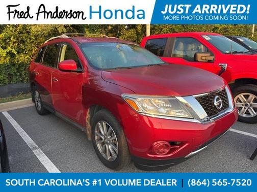 2014 Nissan Pathfinder SV