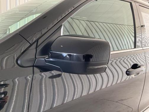 2024 Honda Pilot Touring 8-Passenger