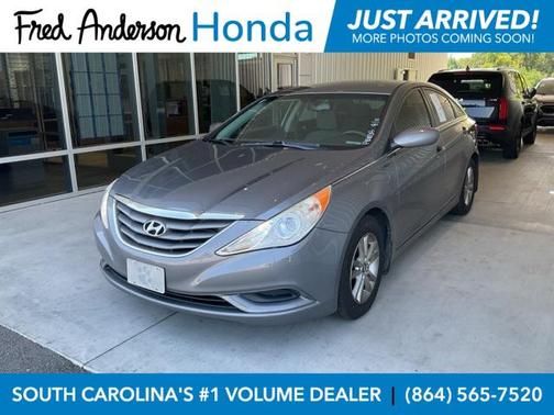 2012 Hyundai SONATA GLS