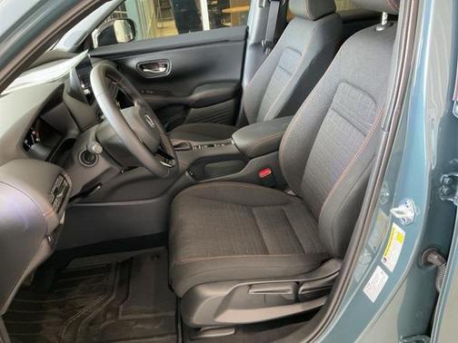 2026 Honda HR-V 2WD Sport
