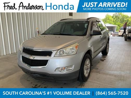2010 Chevrolet Traverse LS