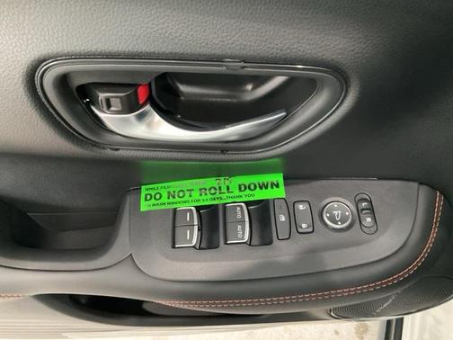 2026 Honda HR-V 2WD Sport