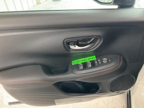 2026 Honda HR-V 2WD Sport