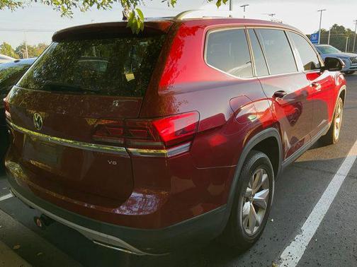 Fortana Red 2018 Volkswagen Atlas 3.6L SE w/Technology