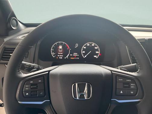 Platinum White Pearl 2026 Honda Ridgeline RTL