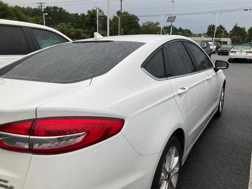 2019 Ford Fusion Hybrid SE