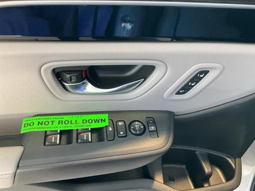 2025 Honda Pilot Touring 8-Passenger