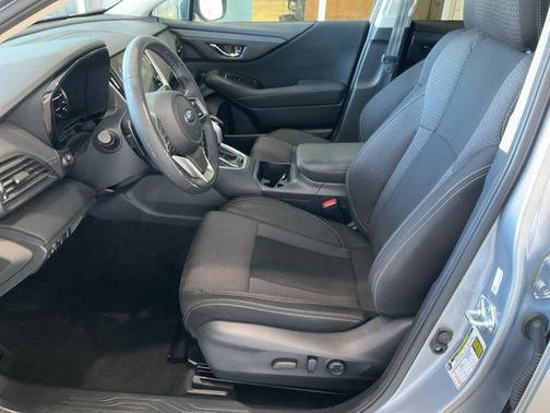 Ice Silver Metallic 2024 Subaru Outback Premium