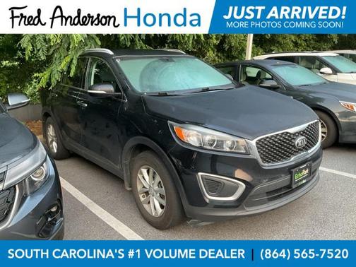 2017 Kia Sorento LX