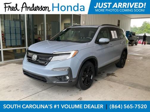 2022 Honda Pilot AWD Black Edition