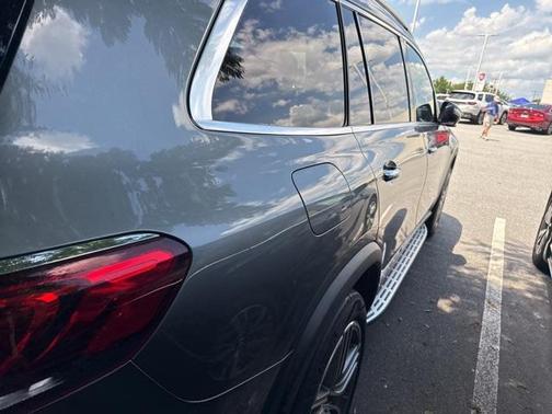 2022 Mercedes-Benz GLS 450 4MATIC