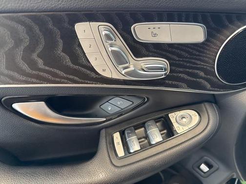 2017 Mercedes-Benz GLC 300 Base