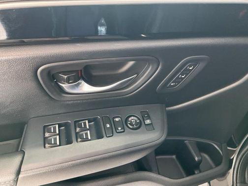 Crystal Black Pearl 2023 Honda Pilot 2WD EX-L 8 Passenger