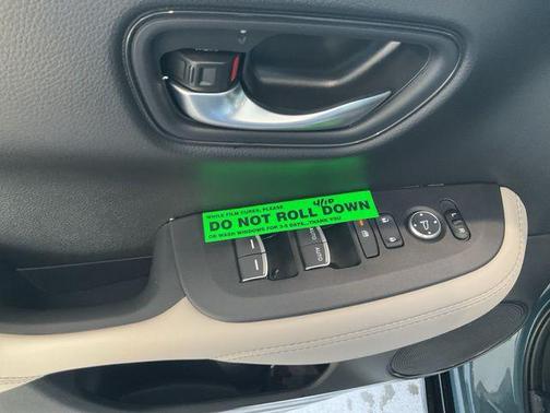 Nordic Forest Pearl 2026 Honda HR-V EX-L